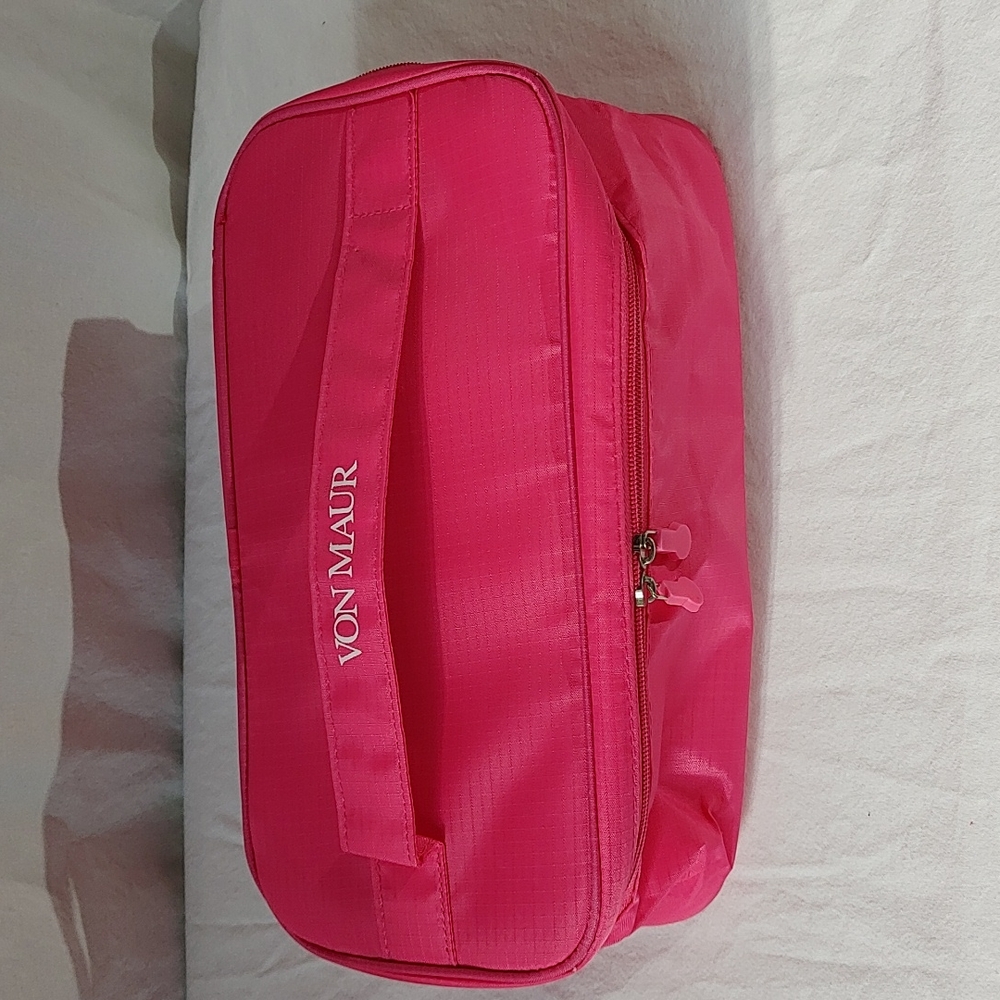 Von Maur Travel Bag